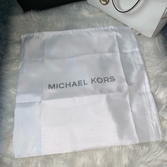 !!SOLD OUT!! NEW Large Michael Kors Logo Dust Bag - Picture 2 of 8